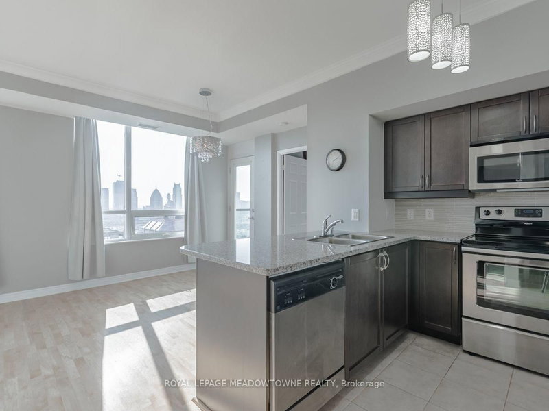 3006 - 208 Enfield Place