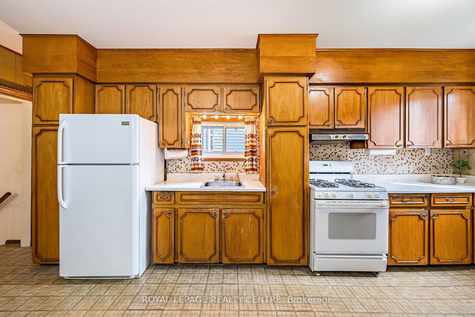115 Priscilla Avenue • Toronto, ON photo 15