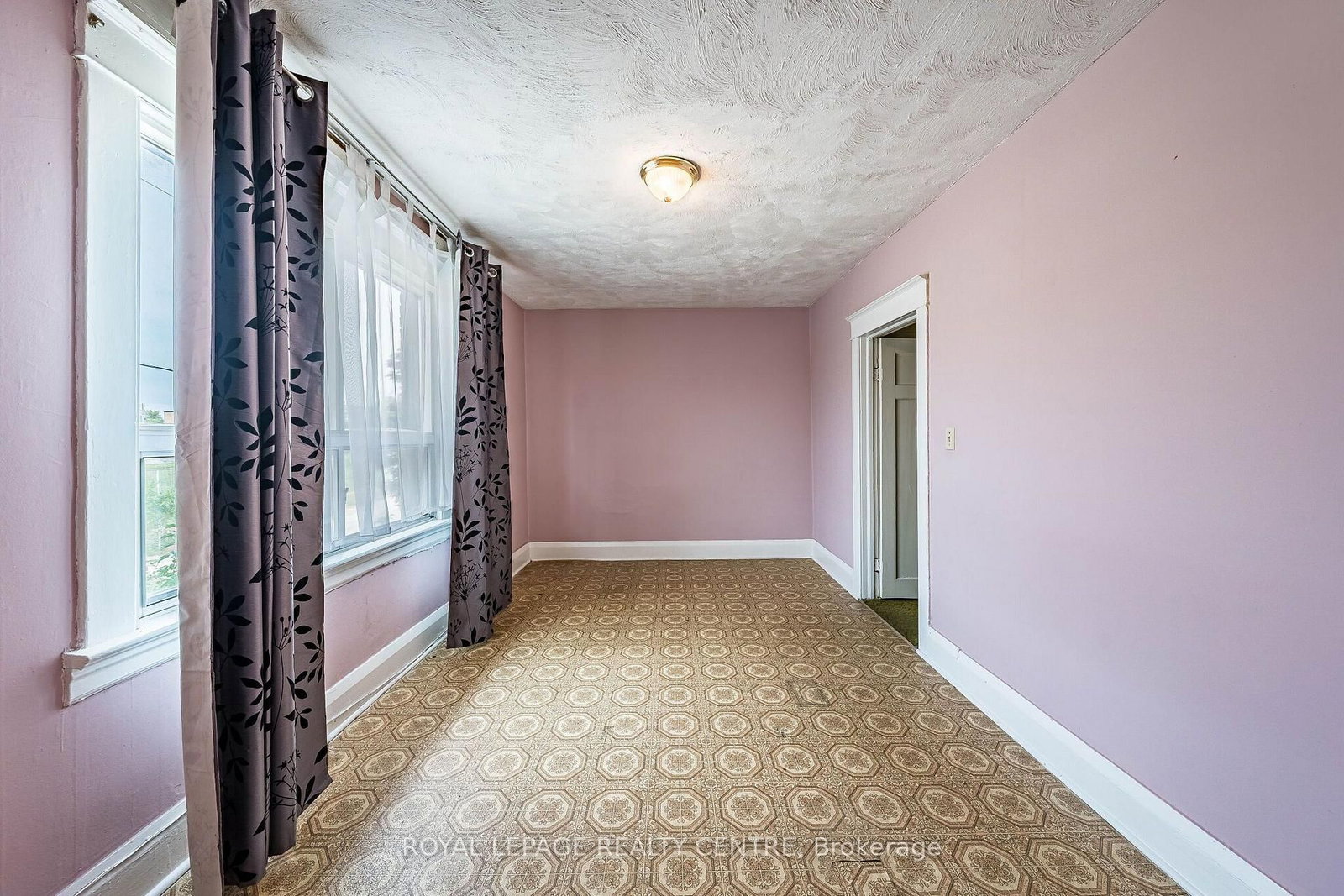 115 Priscilla Avenue • Toronto, ON photo 18
