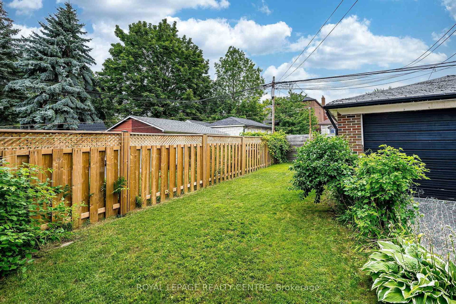 115 Priscilla Avenue • Toronto, ON photo 41