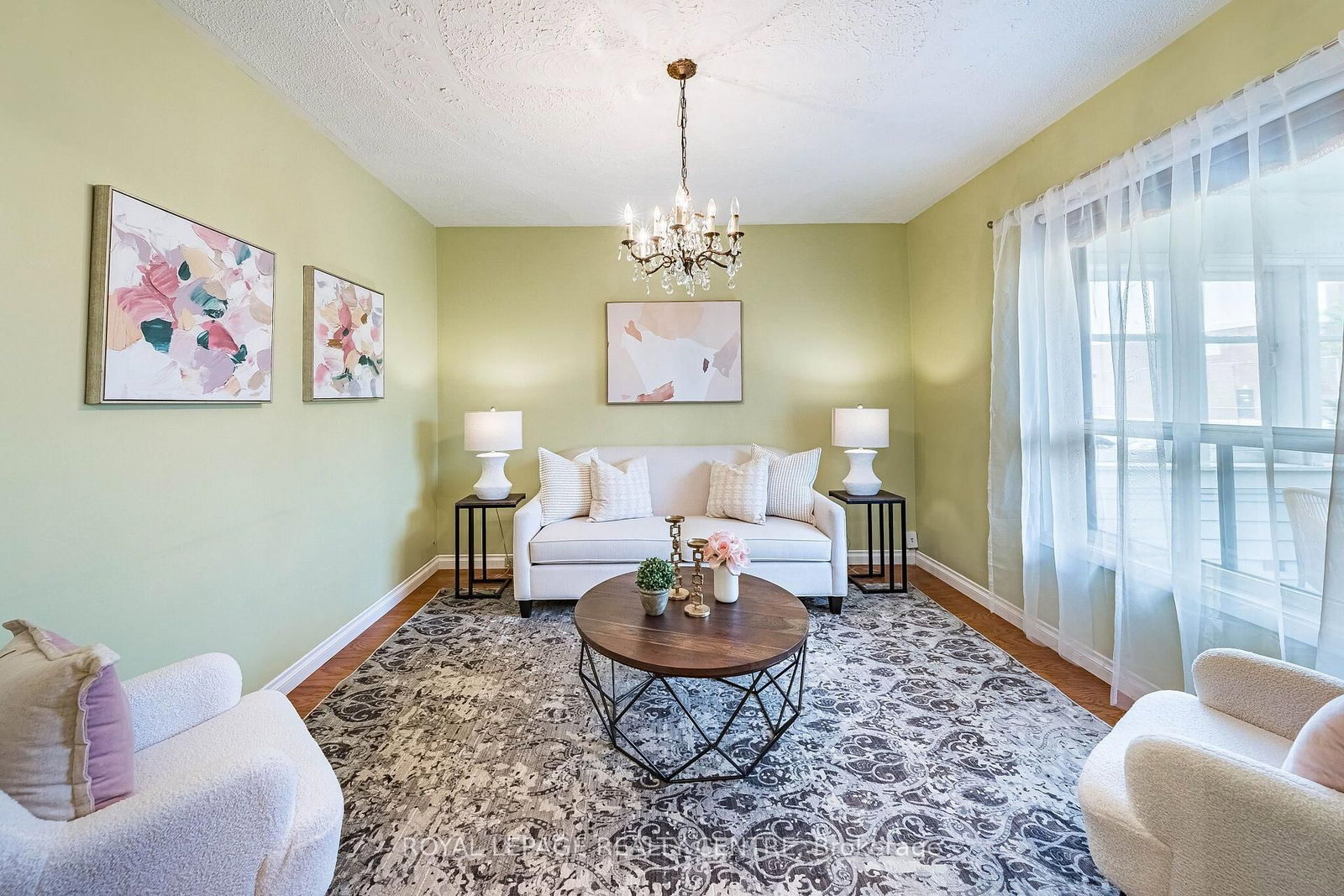 115 Priscilla Avenue • Toronto, ON photo 6