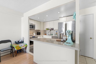 155 Hillcrest Mississauga,ON L5B 3Z2 — Photo 12