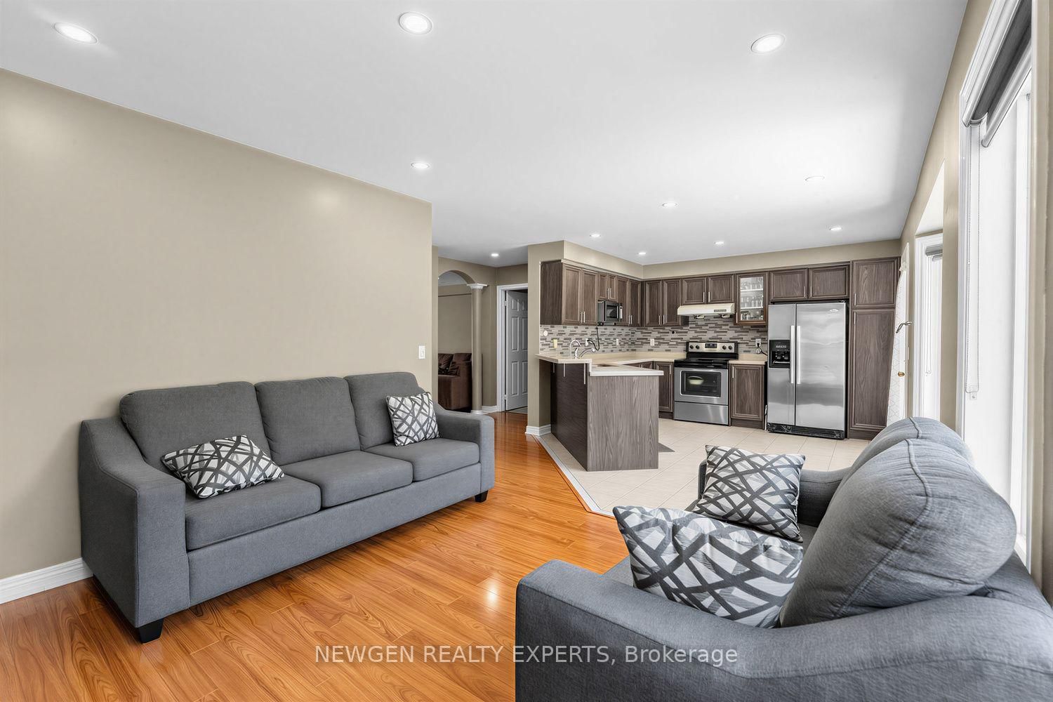 10 Checkerberry Crescent • Brampton, ON photo 16