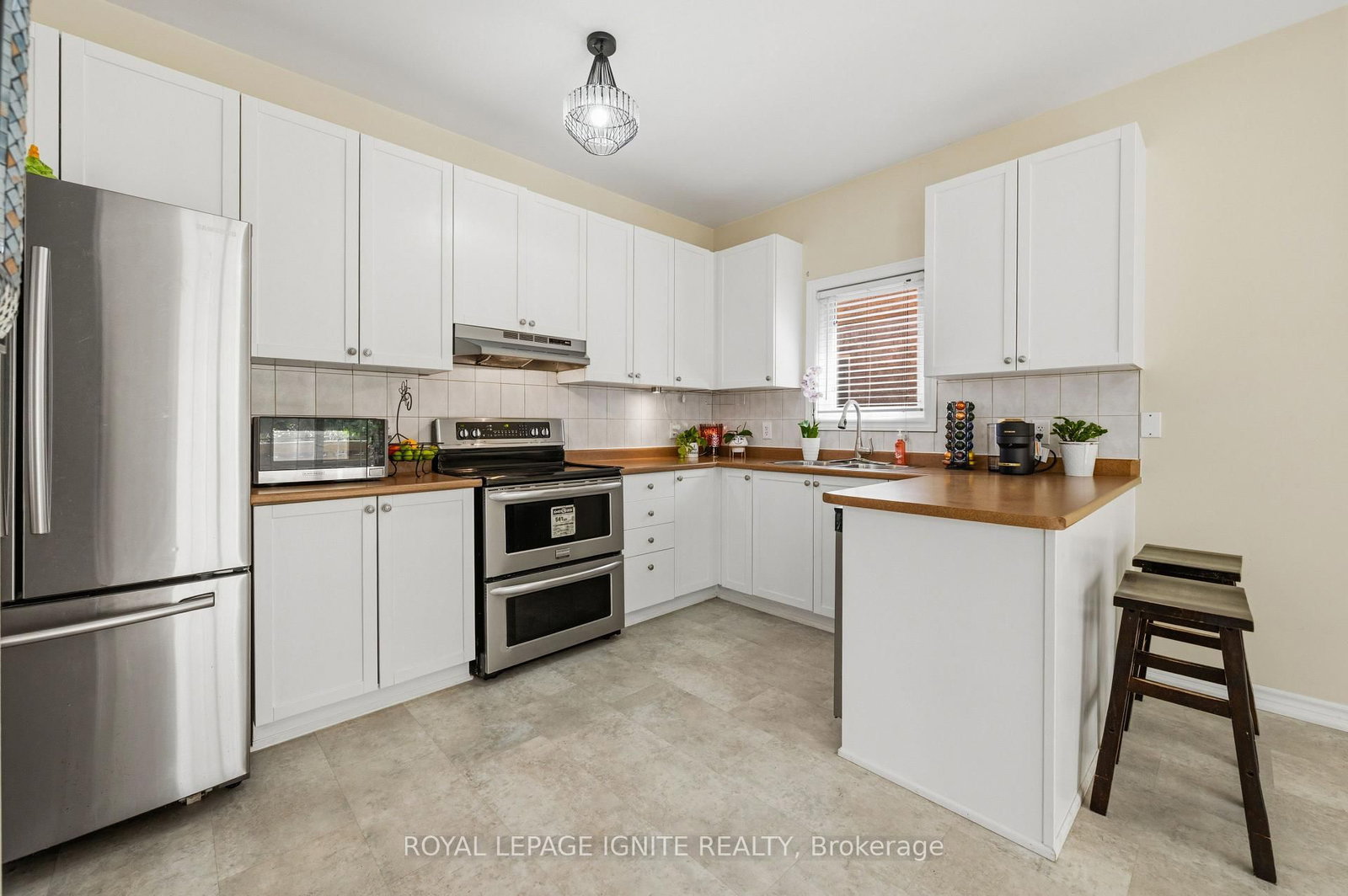 90 Sir Jacobs Crescent • Brampton, ON photo 16