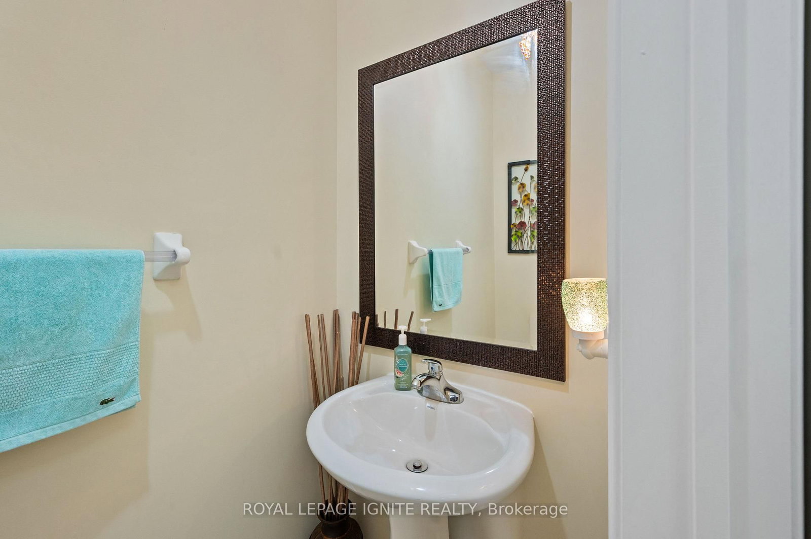 90 Sir Jacobs Crescent • Brampton, ON photo 21