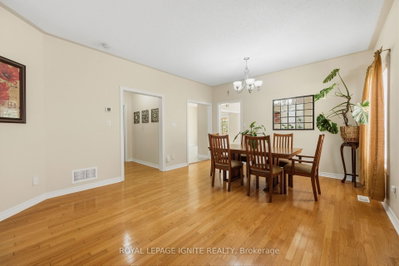 90 Sir Jacobs Crescent • Brampton, ON photo 8