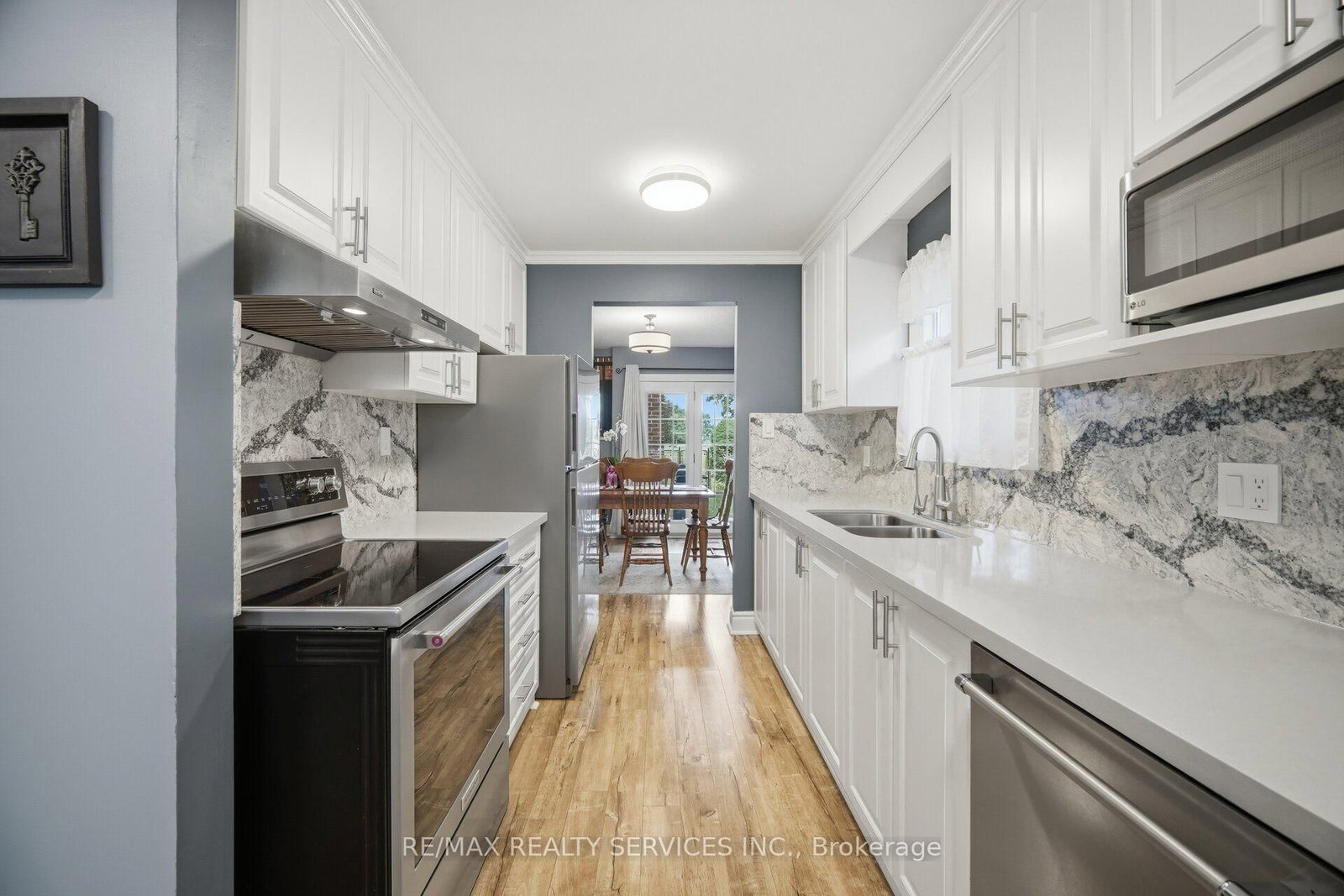 152 Weybridge Trail • Brampton, ON photo 11