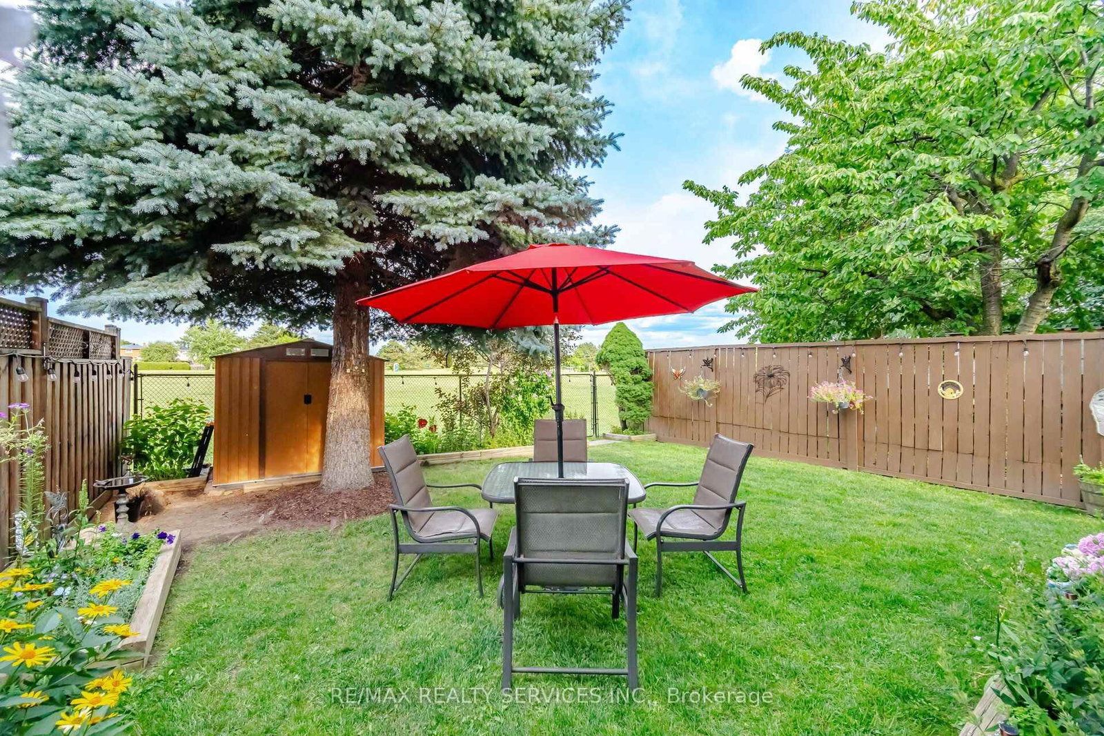 152 Weybridge Trail • Brampton, ON photo 42