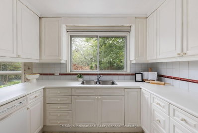 174 Claxton Oakville,ON L6J 4N9 — Photo 15