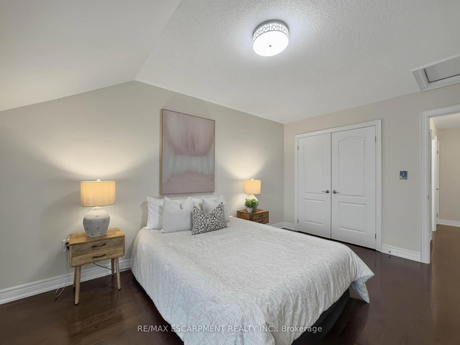 3353 Liptay Avenue • #17 • Oakville, ON photo 28