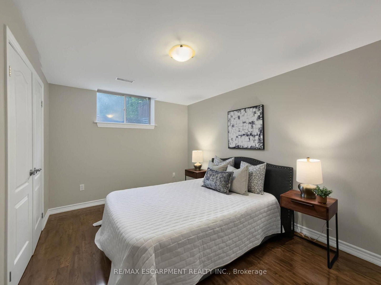 3353 Liptay Avenue • #17 • Oakville, ON photo 33