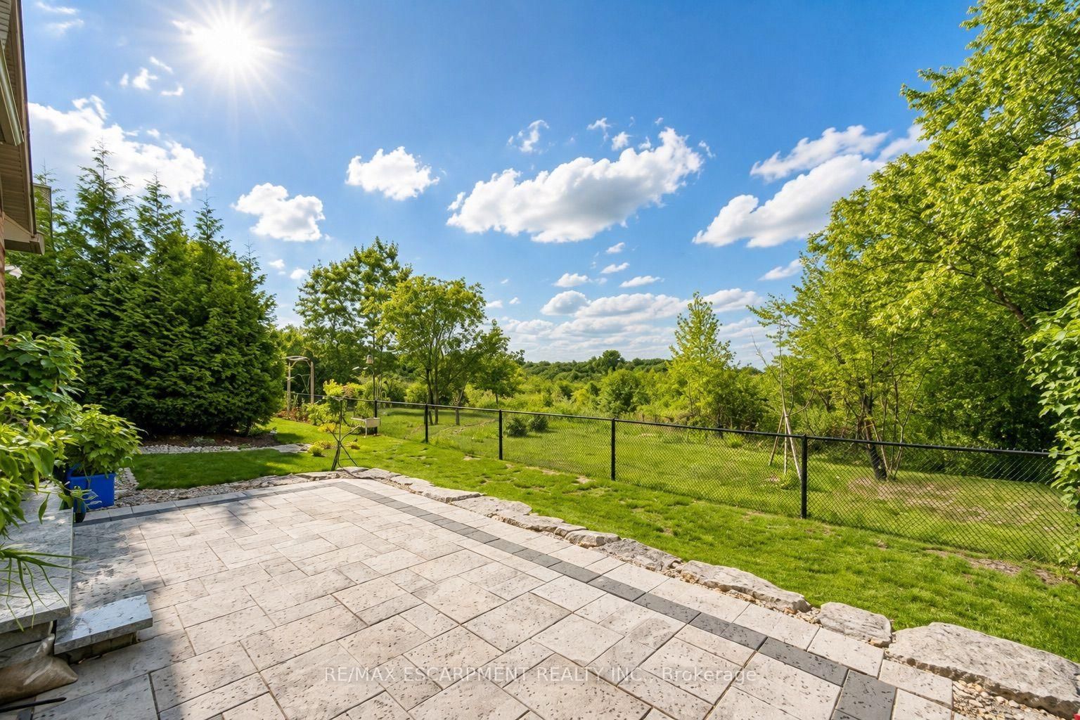 3353 Liptay Avenue • #17 • Oakville, ON photo 44