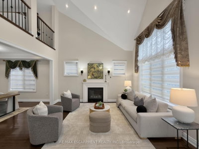 3353 Liptay Avenue • #17 • Oakville, ON photo 9
