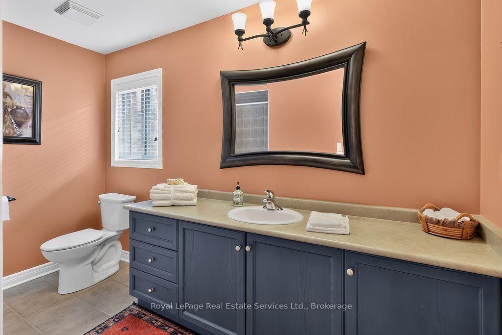 2070 Willhaven Trail • Oakville, ON photo 20