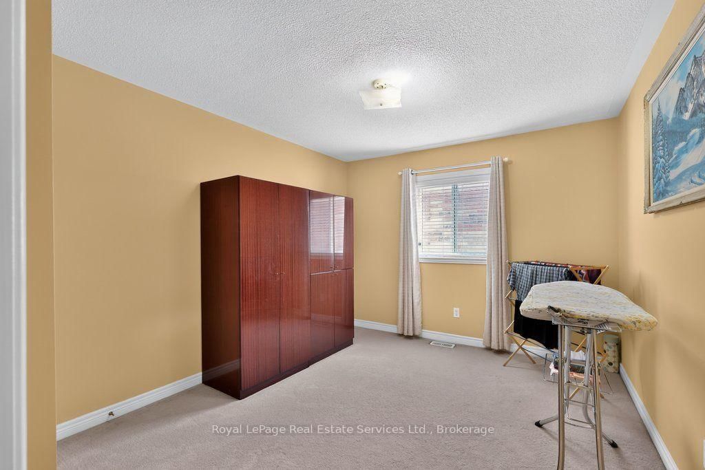 2070 Willhaven Trail • Oakville, ON photo 25
