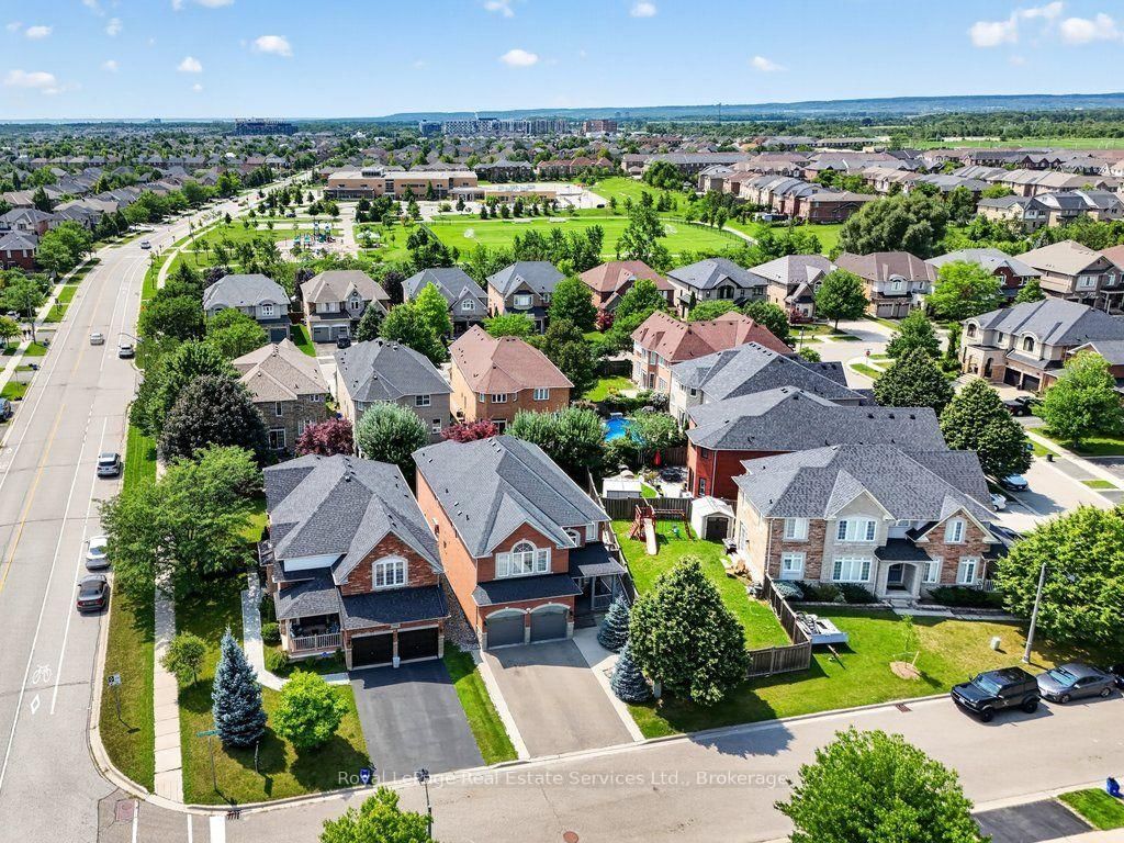 2070 Willhaven Trail • Oakville, ON photo 35