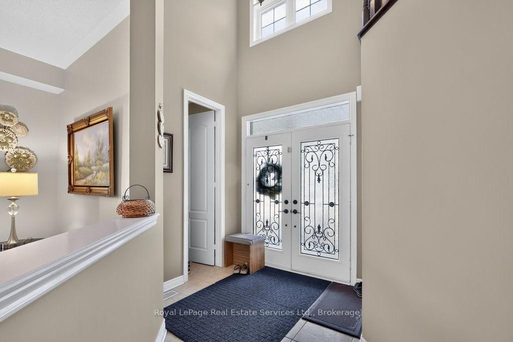 2070 Willhaven Trail • Oakville, ON photo 4
