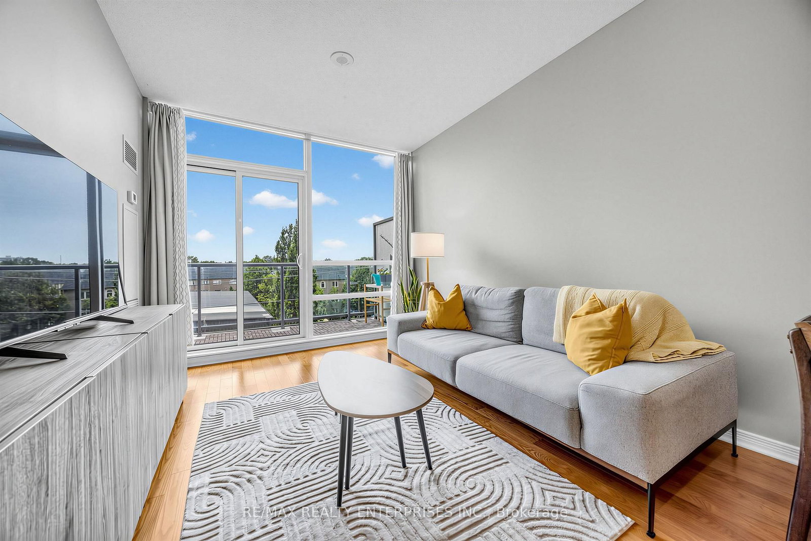 15 Legion Road • #304 • Toronto, ON photo 10