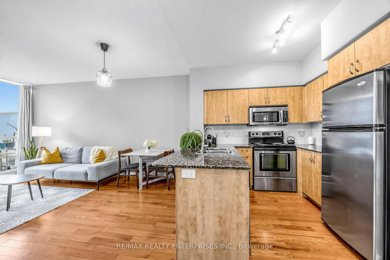 304 - 15 Legion Road