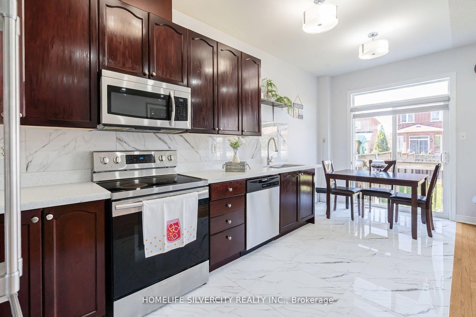 10 Rainy Dale Road • Brampton, ON photo 12
