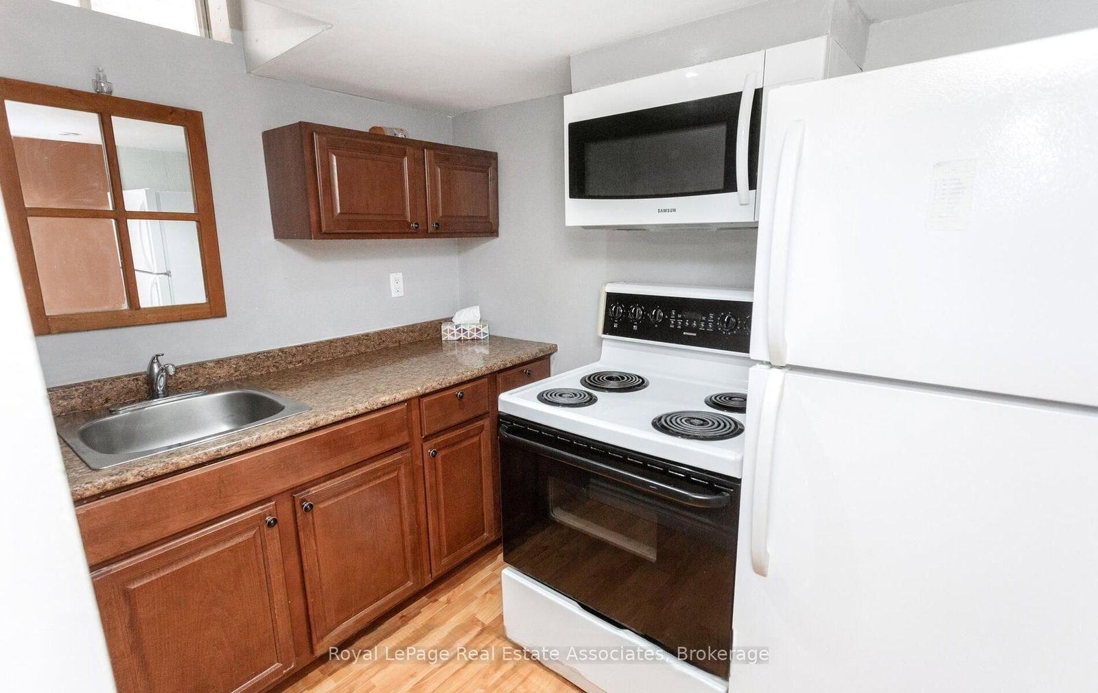 Lower - 116 Lake Louise Drive, Brampton 5