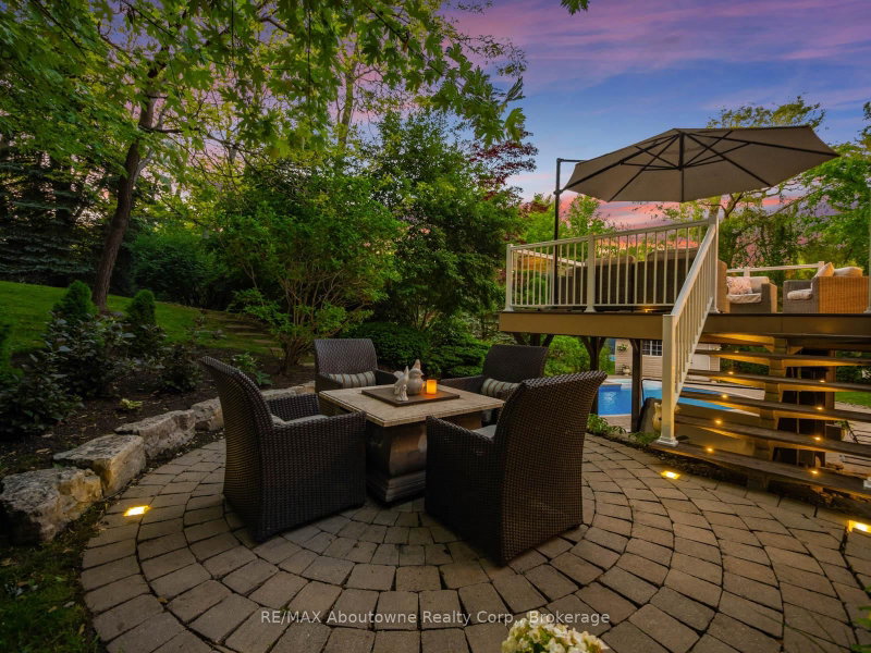 235 Lakewood Oakville,ON L6K 1B3 — Photo 36