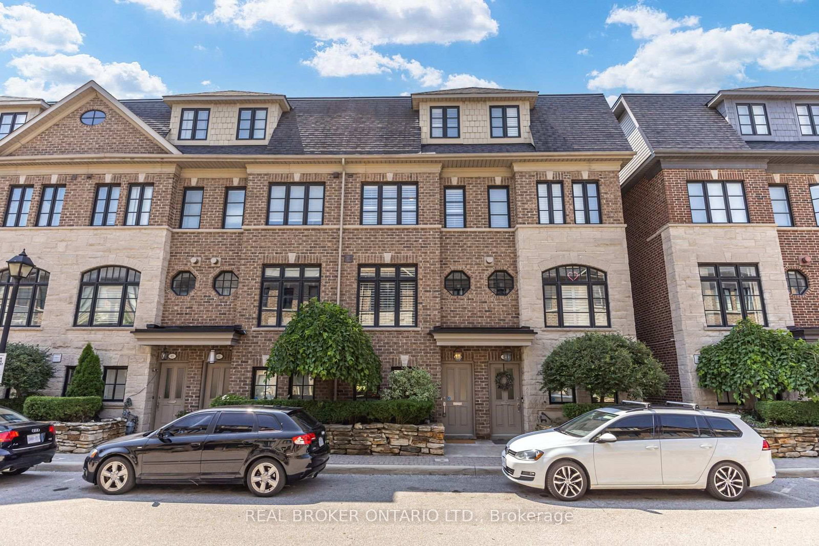 39 Ruby Lang Lane, Toronto, ON
