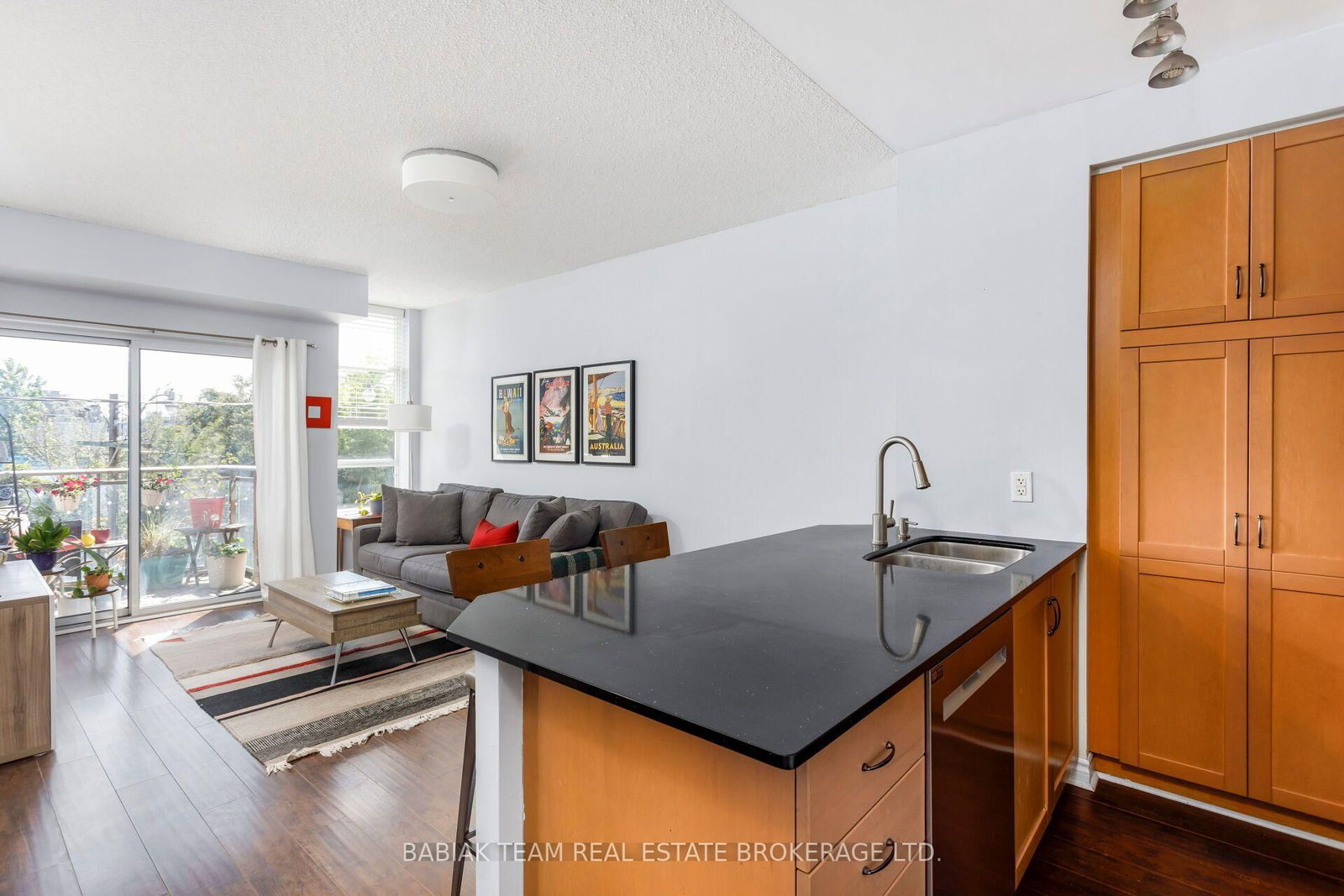 307-2495 Dundas Street West Street, Toronto, ON