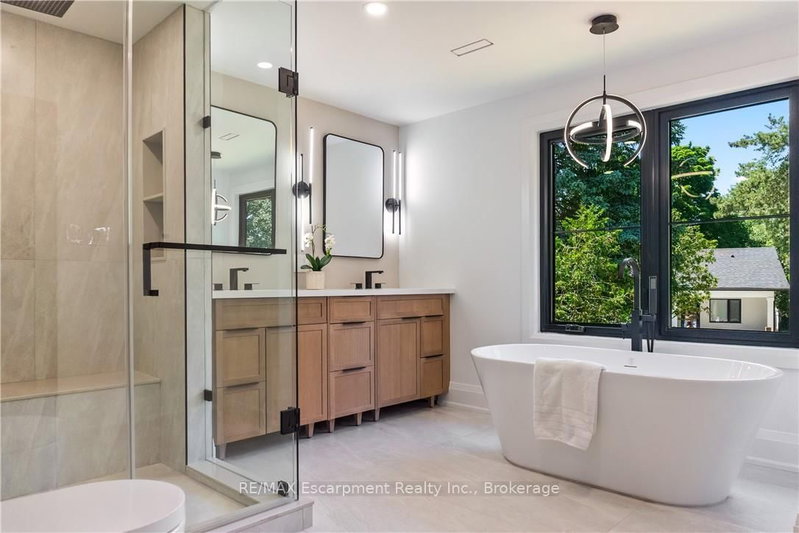 319 Beechfield Oakville,ON L6J 5H9 — Photo 14