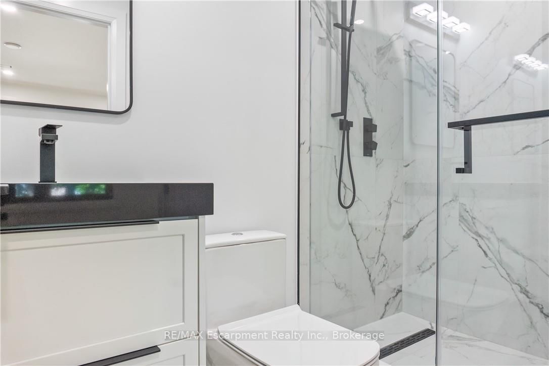 319 Beechfield Oakville,ON L6J 5H9 — Photo 18
