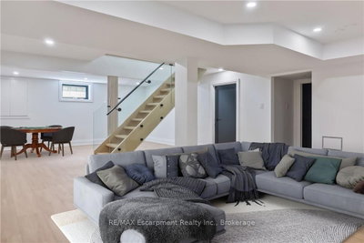 319 Beechfield Oakville,ON L6J 5H9 — Photo 20