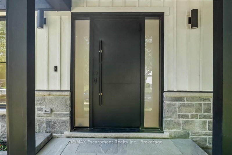 319 Beechfield Oakville,ON L6J 5H9 — Photo 4