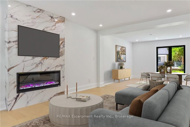 319 Beechfield Oakville,ON L6J 5H9 — Photo 5