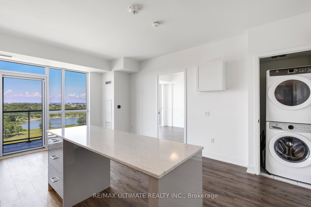 906 - 50 George Butchart Drive 4