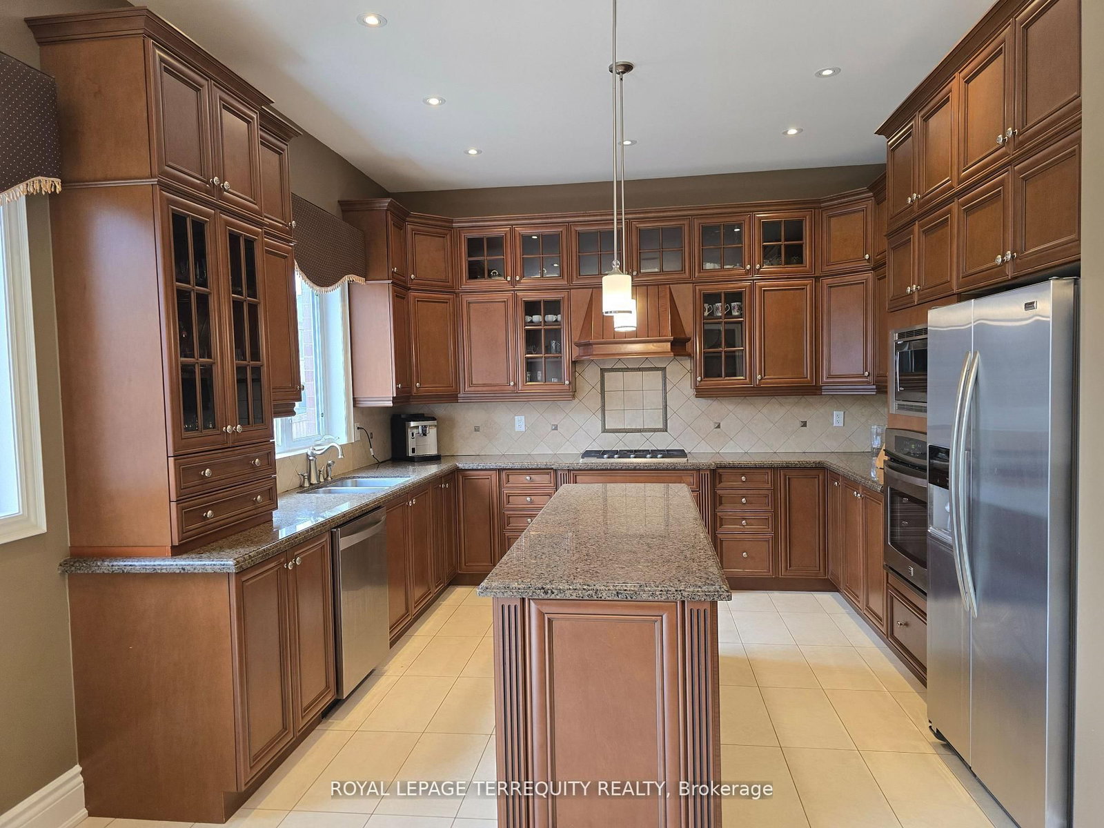19 Black Diamond Brampton,ON L6X 0V8 — Photo 14