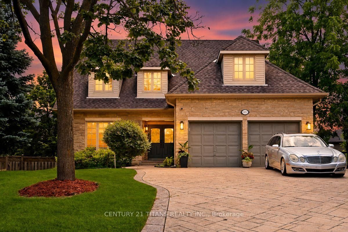 1692 Baymill Court • Mississauga, ON photo 3