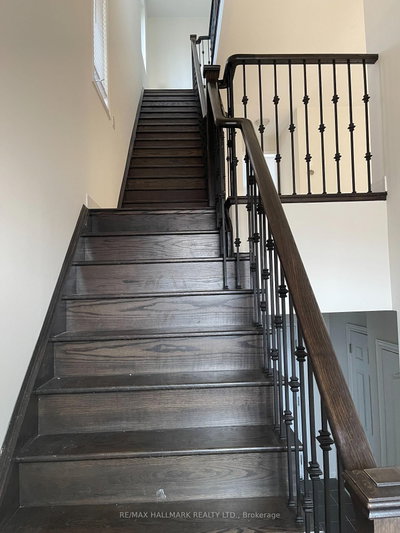 152 Inspire Boulevard • Brampton, ON photo 5