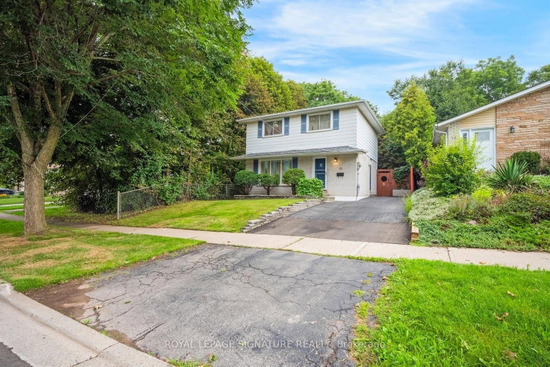 77 McCraney Street W