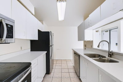 35 Trailwood Drive • #2117 • Mississauga, ON photo 6