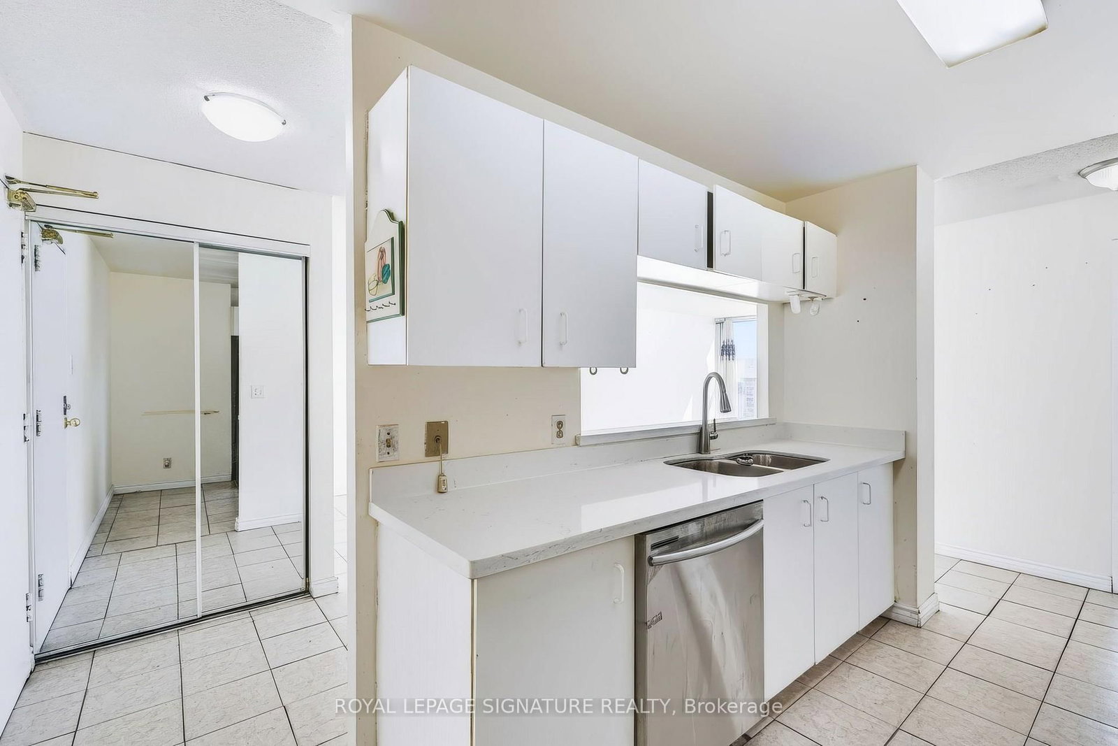 35 Trailwood Drive • #2117 • Mississauga, ON photo 7