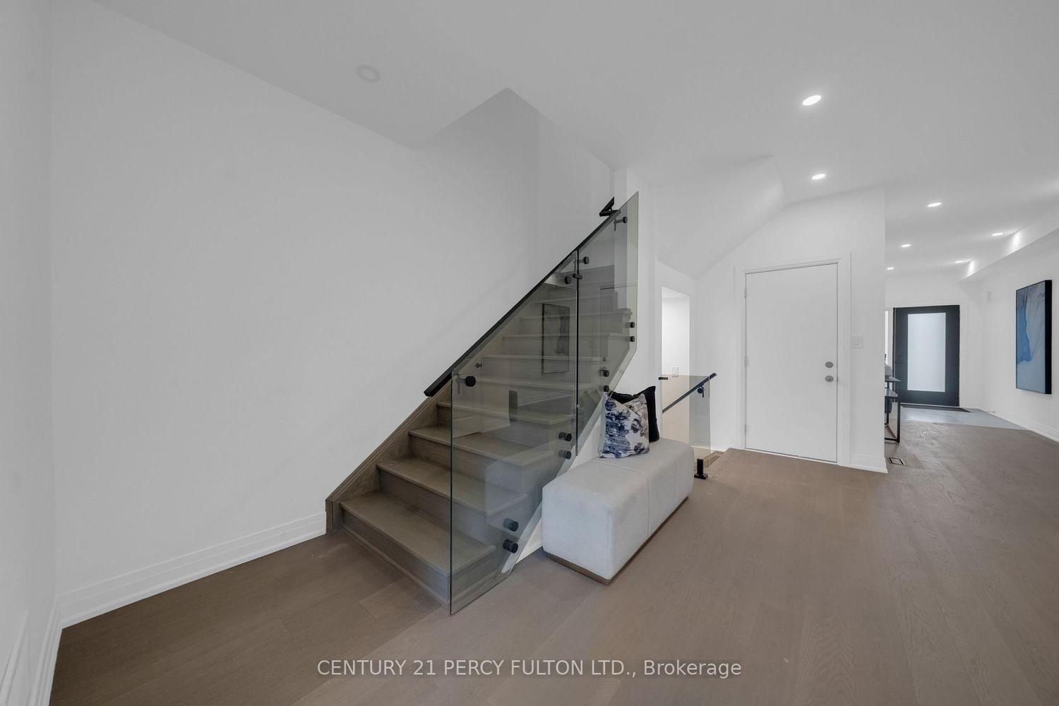 6636 Clock Court • #8 • Mississauga, ON photo 8