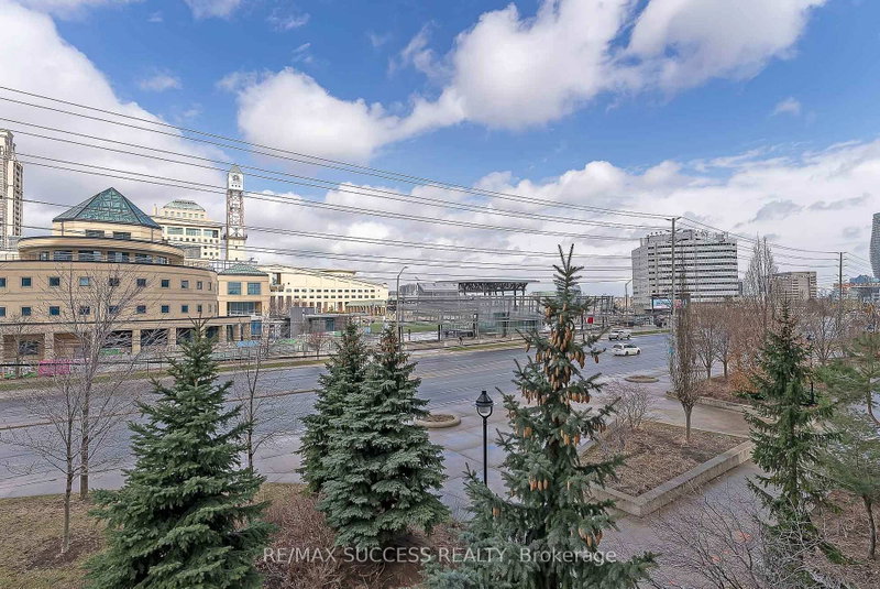 203 - 310 Burnhamthorpe Road W