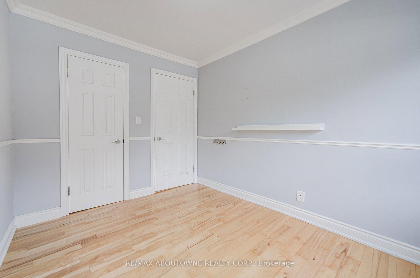 13 Broadview Avenue • Mississauga, ON photo 14