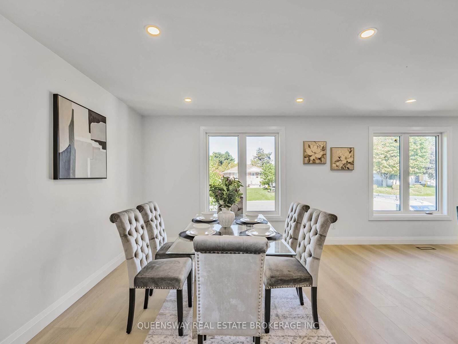 1128 Pinegrove Road • Oakville, ON photo 18