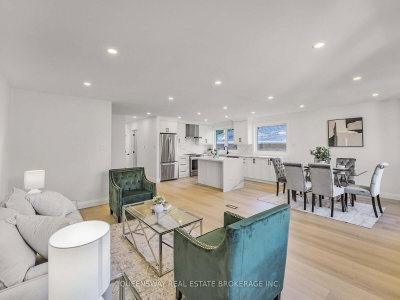 1128 Pinegrove Road • Oakville, ON photo 8