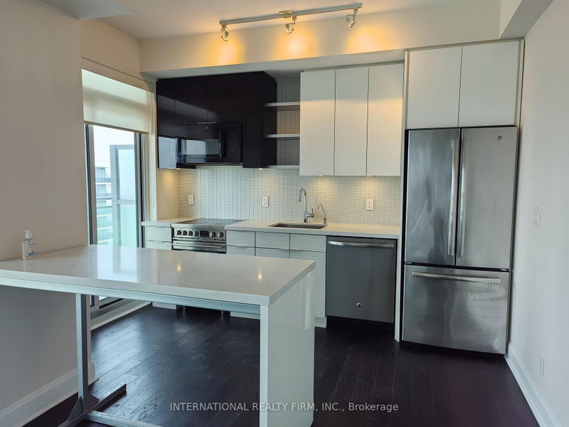 1608 - 33 Shore Breeze Drive