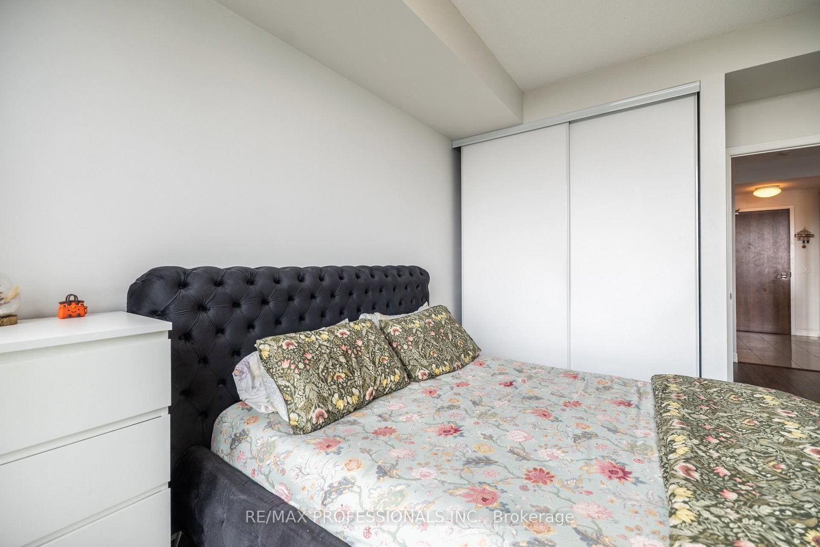 339 Rathburn Road W • #1511 • Mississauga, ON photo 16