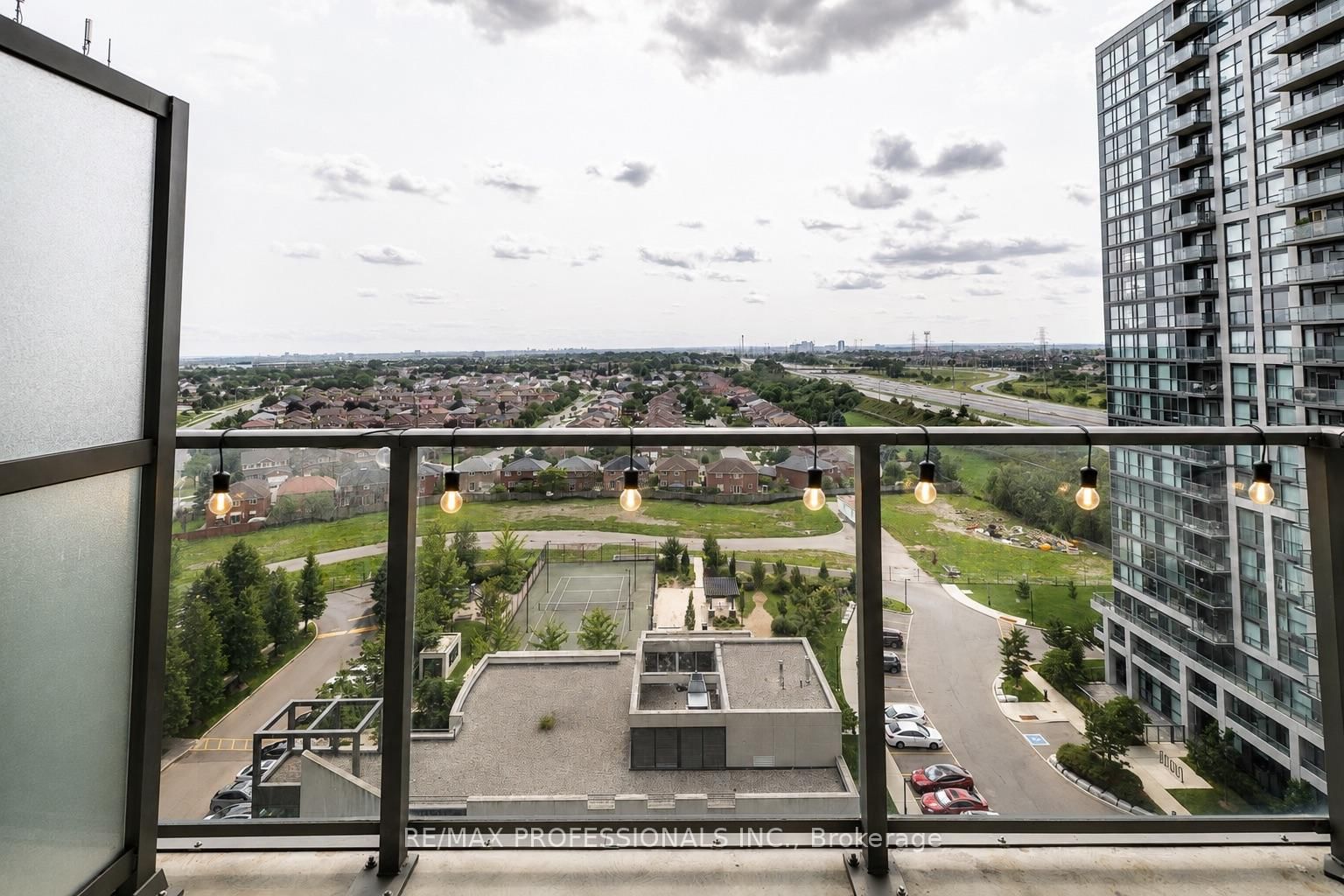 339 Rathburn Road W • #1511 • Mississauga, ON photo 9