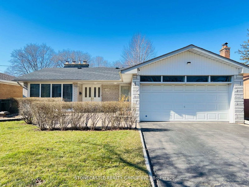 8 Hartsdale Drive