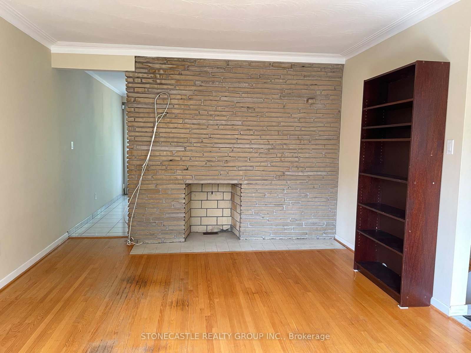 8 Hartsdale Drive, Toronto 5